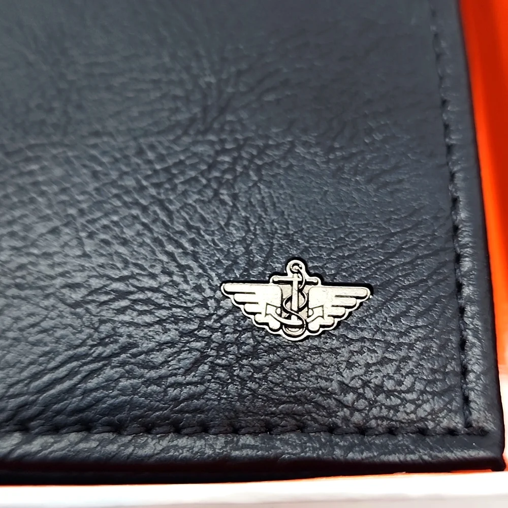 DOCKERS HANDCRAFTED MENS BLACK WALLET